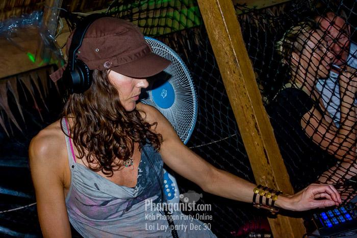 jadele dj phangan party loi lay