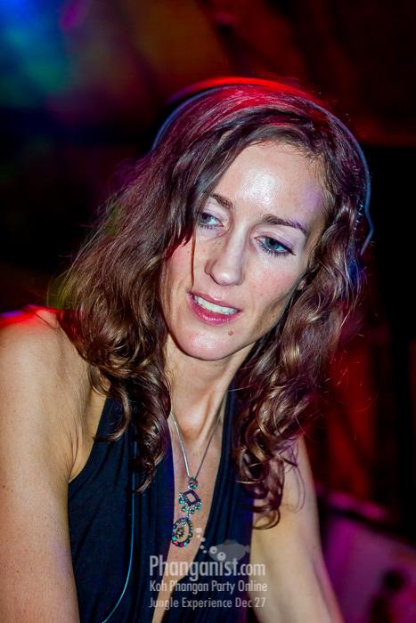 jadele dj phangan party loi lay