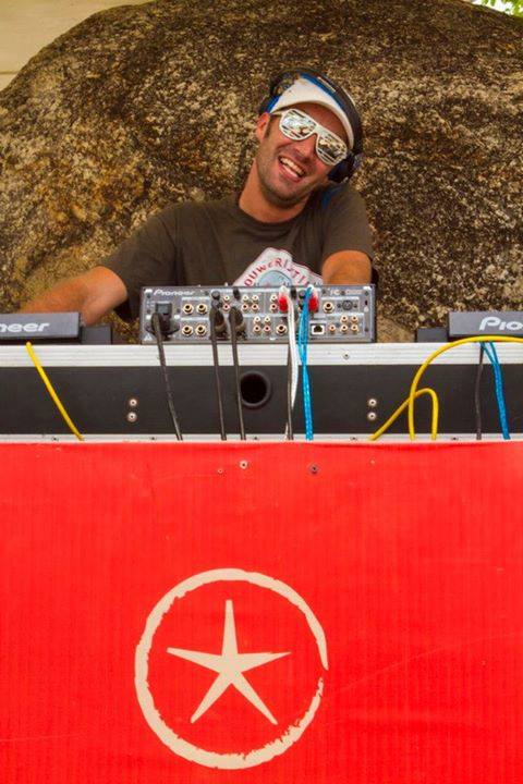 DJ absolud