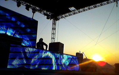 Paul Taylor playing in a party in Mexico