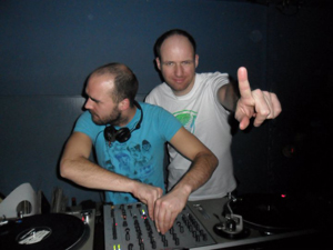 DJ snoopid in party
