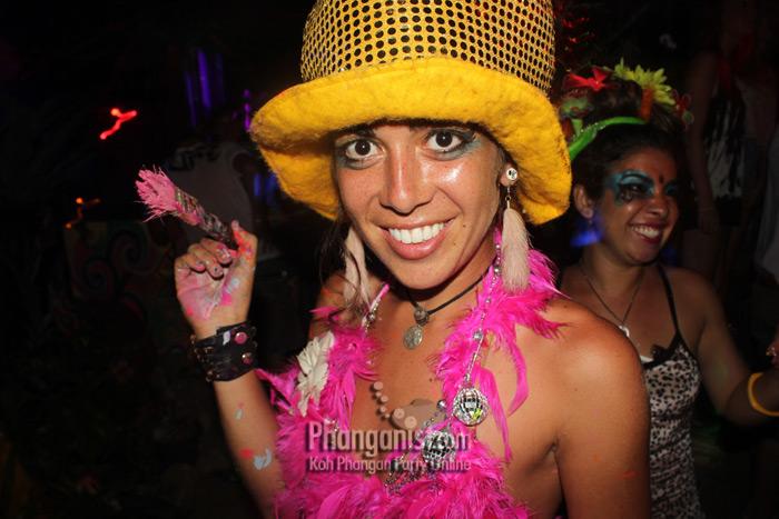 Luana art shake stand haad rin mellow mountain