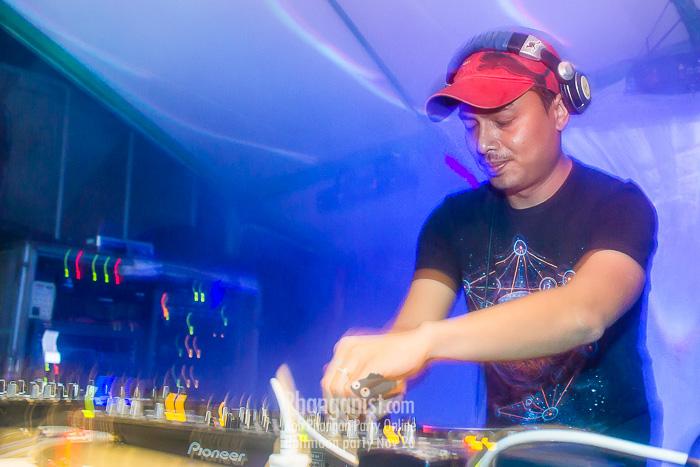 Jao DJ Tripical Halfmoon festival koh phangan